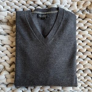 XL Banana Republic V-Neck Sweater